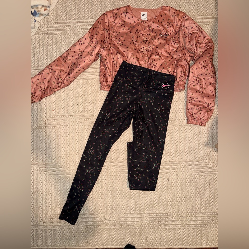 Nike  Jacket and leggings set